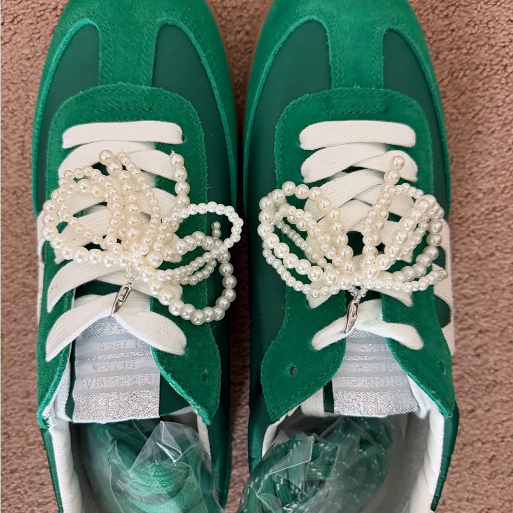 HALARA Emerald Green Pearl-Embellished Women's Sneakers NWT